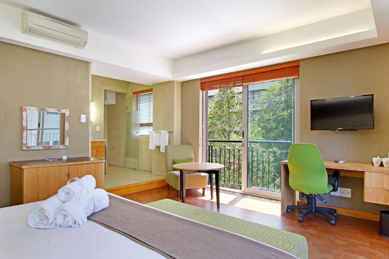 Hotel Thirty Keys